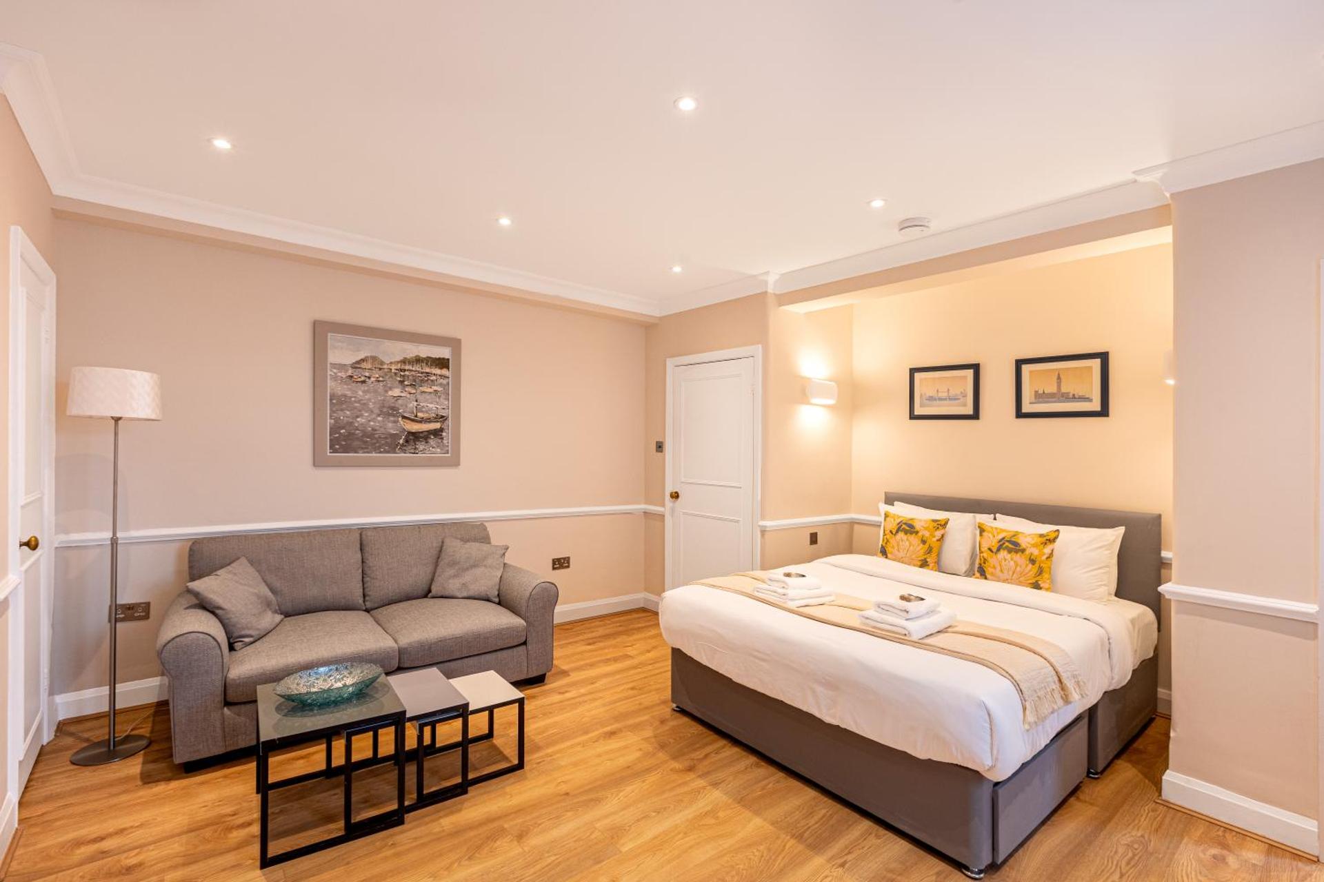 Charming Studio in Prestigious Chelsea