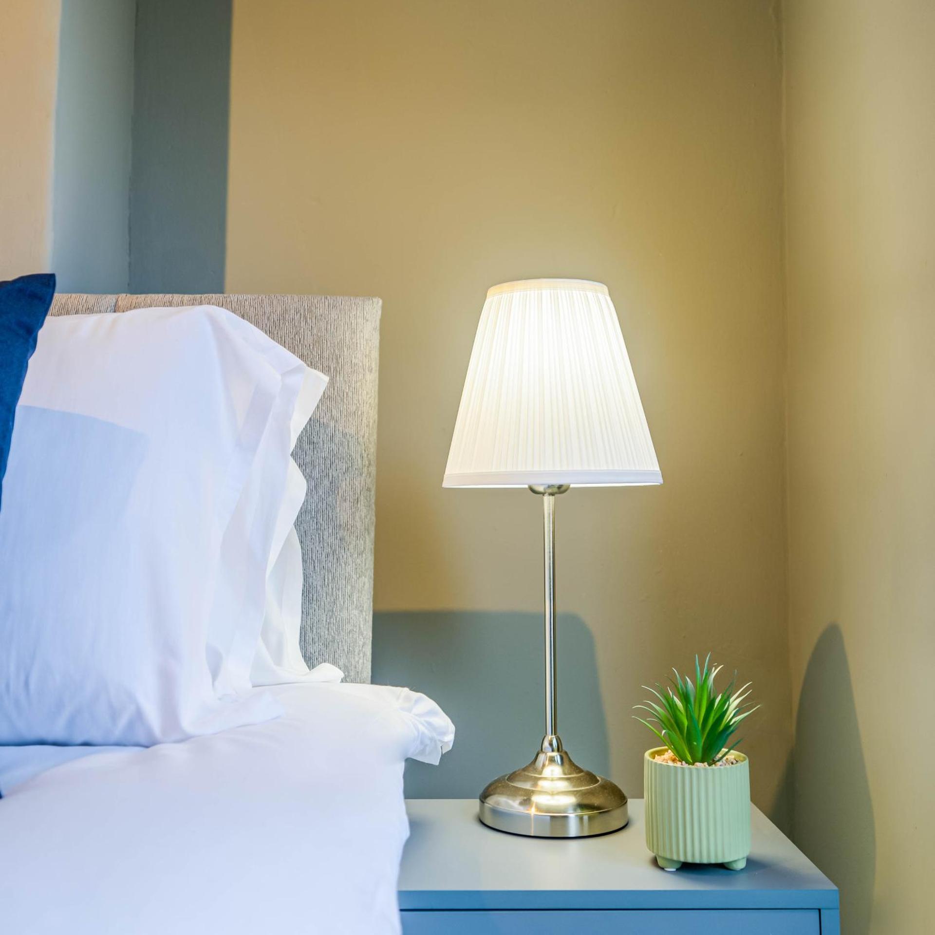 Willow House - 2-Bedroom House In Merseyside!