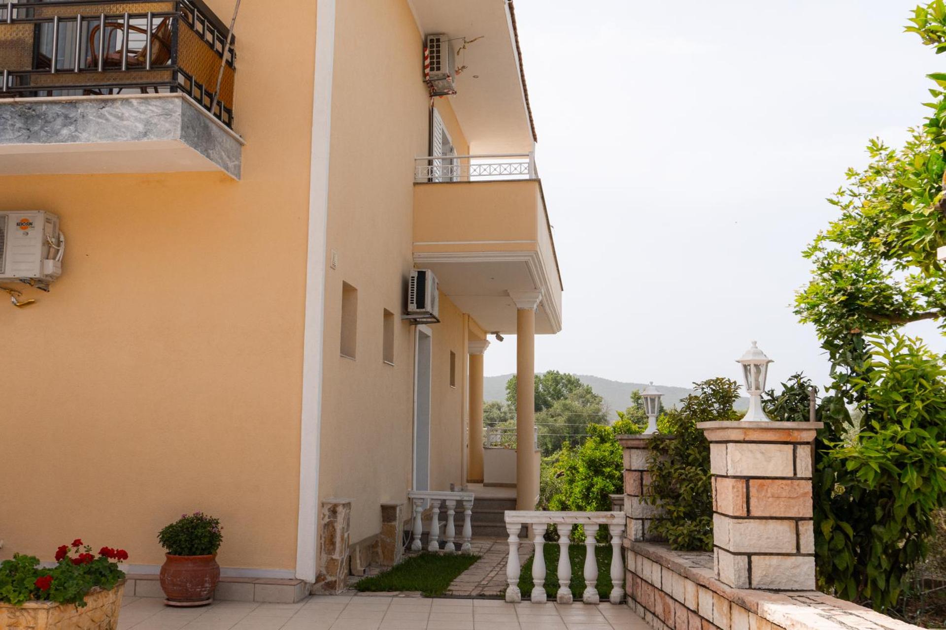 Apartments Vasileiou Suite 2