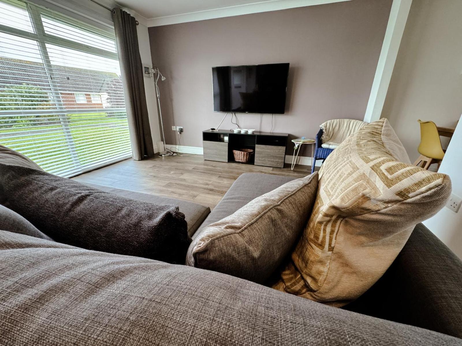 Charming Chalet-style Bungalow In Kessingland