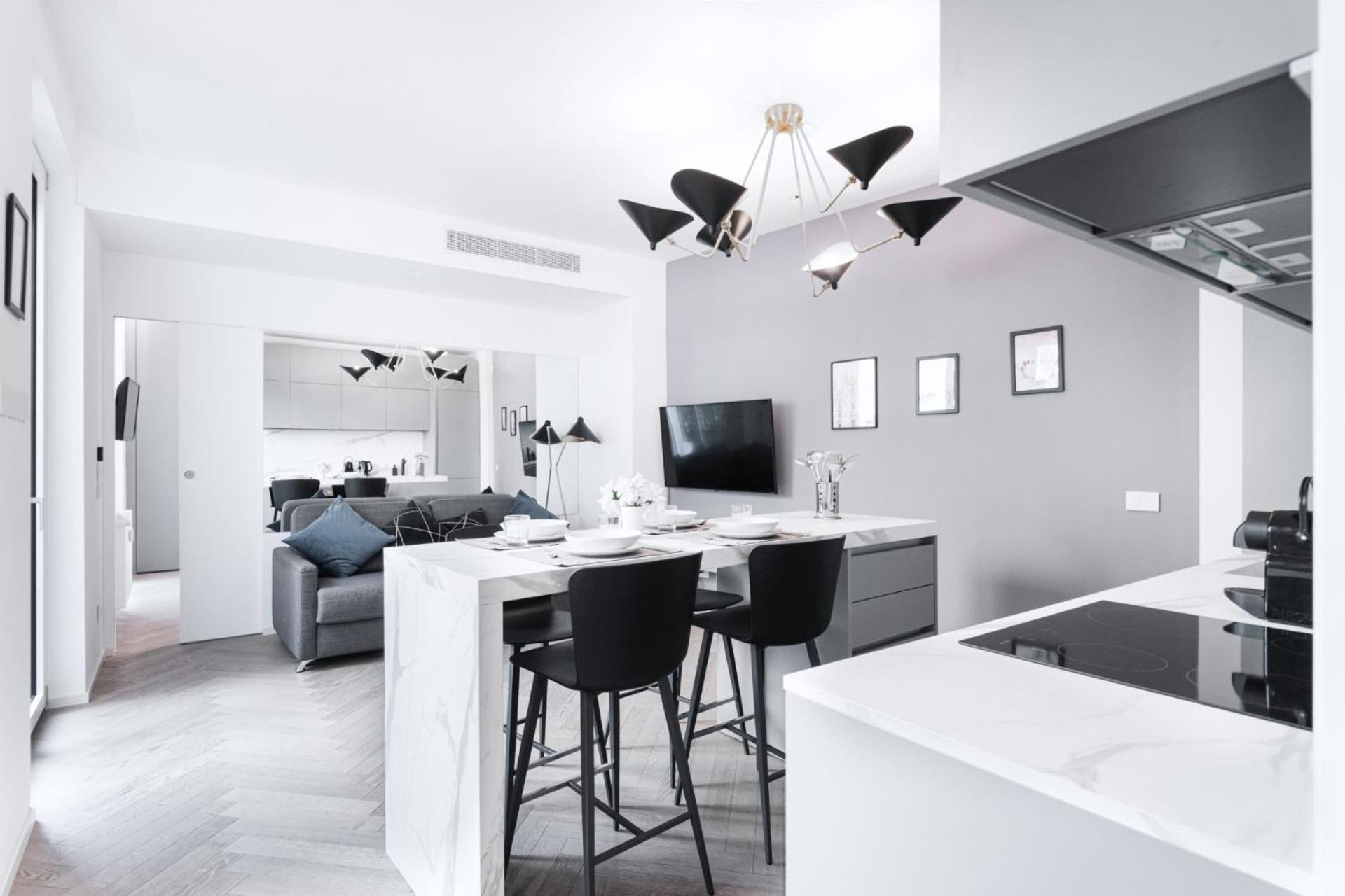 Easylife - Milano - Torino 64 P2 Int 7 - Duomo