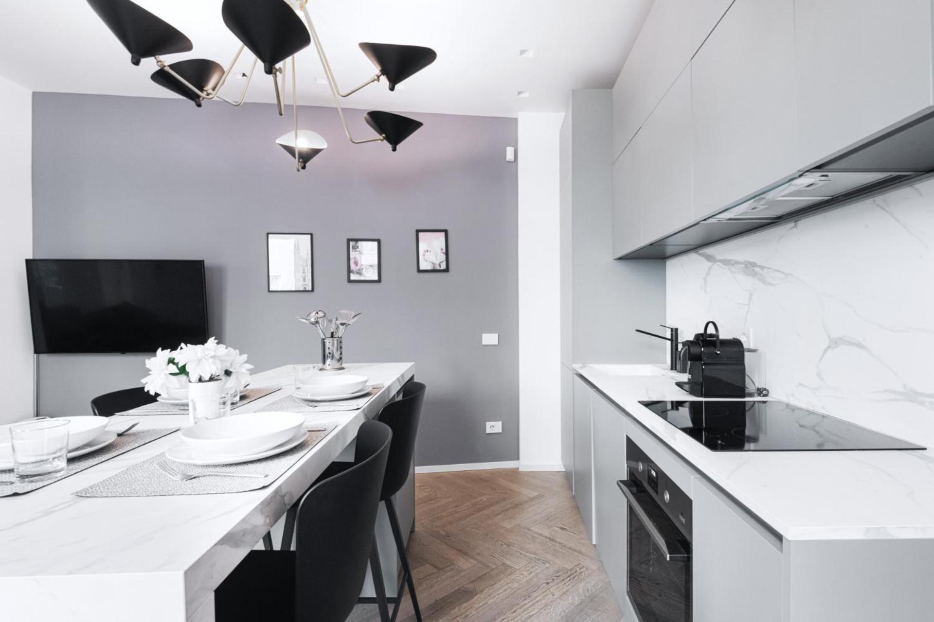 Easylife - Milano - Torino 64 P2 Int 7 - Duomo