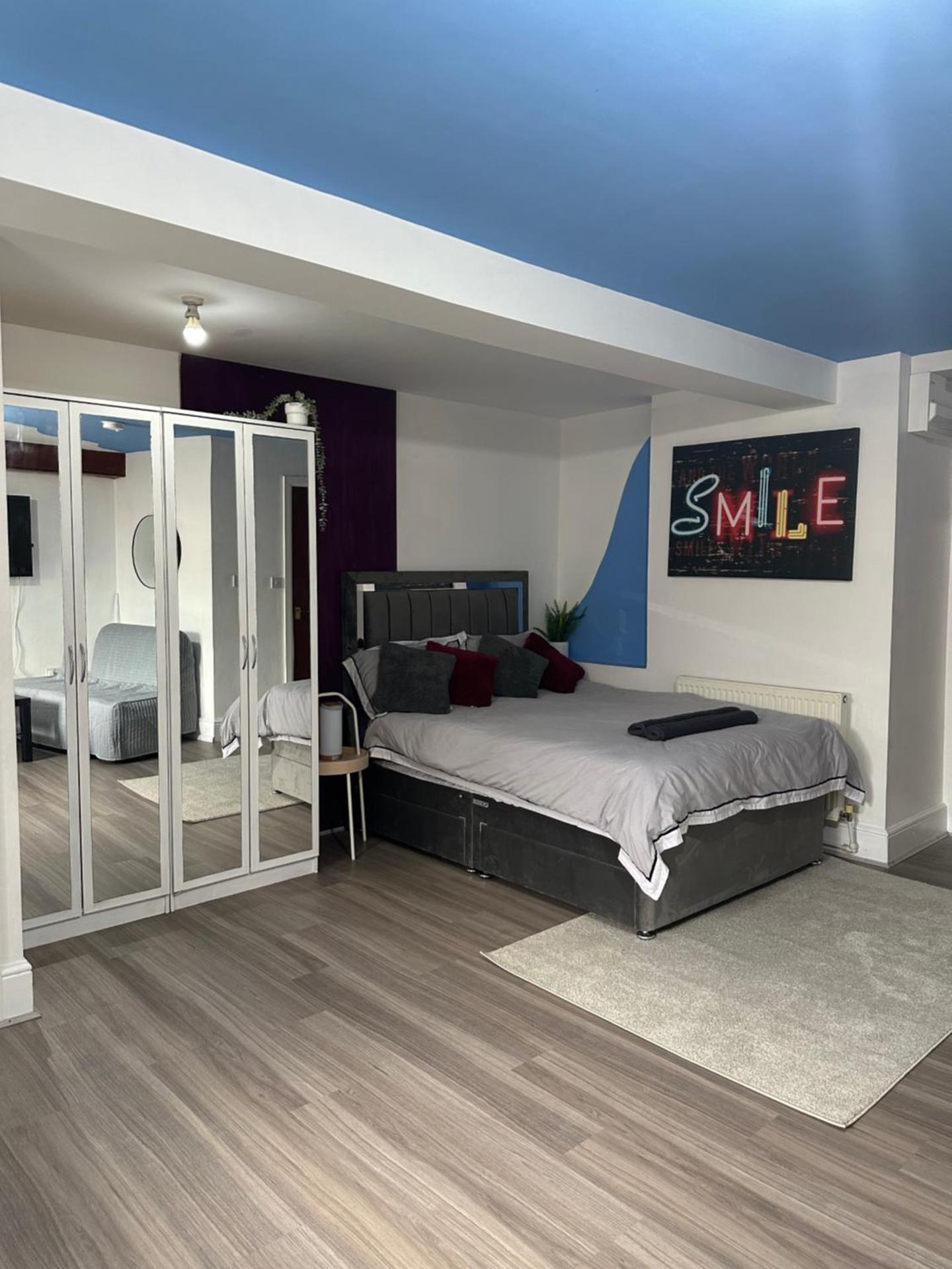 Modern & Cosy Studio Near City Centre