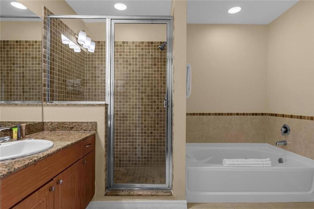 Premier Resort Condos Near Disney & Universal