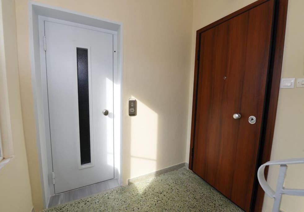 Blue Apartment Kyparissia