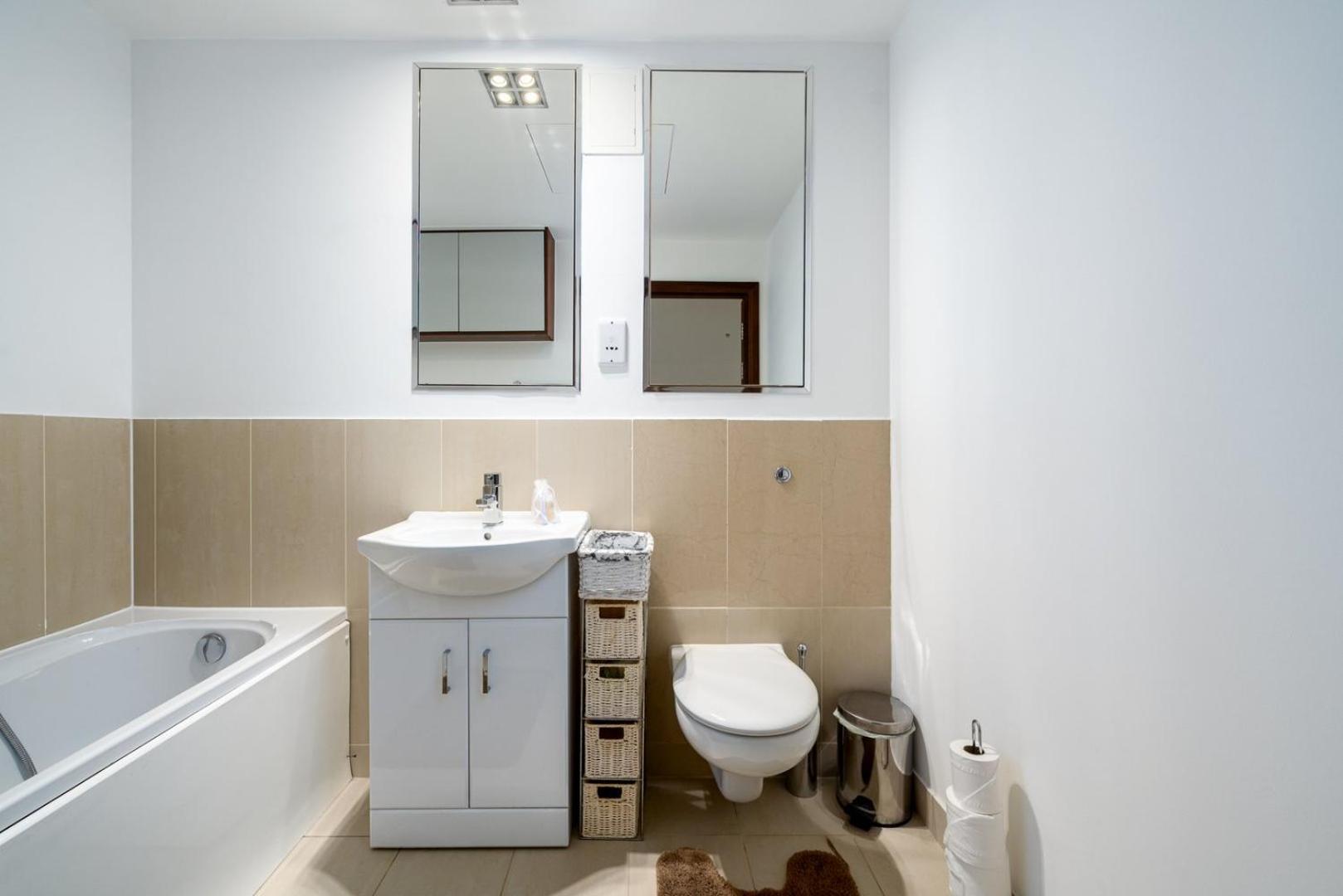 GuestReady - 2BR in Battersea with Balcony