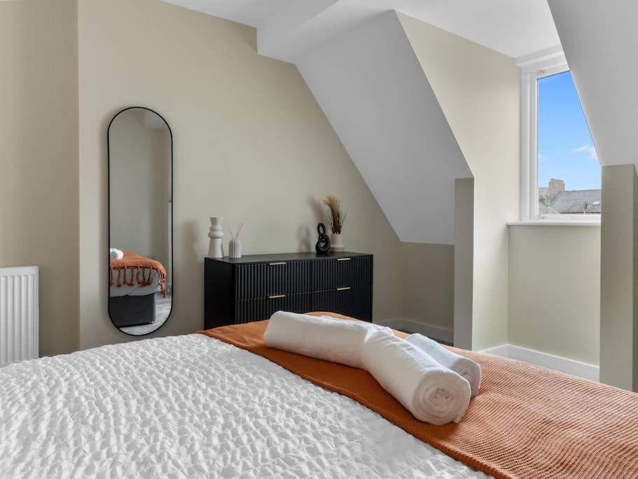 The Penthouse - Crosby St 2 Bed