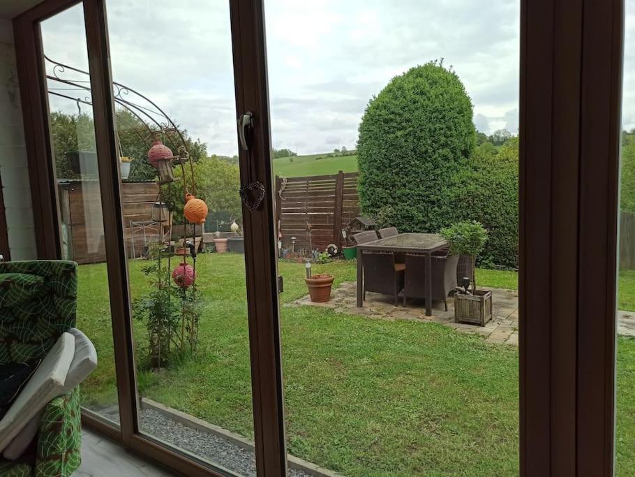 schön eingerichtet Wohnung