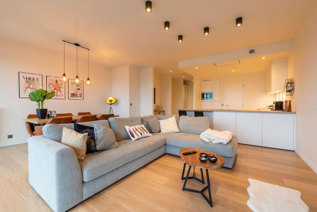 Casa Matti - Modern Apartment with Canal View and Terrace