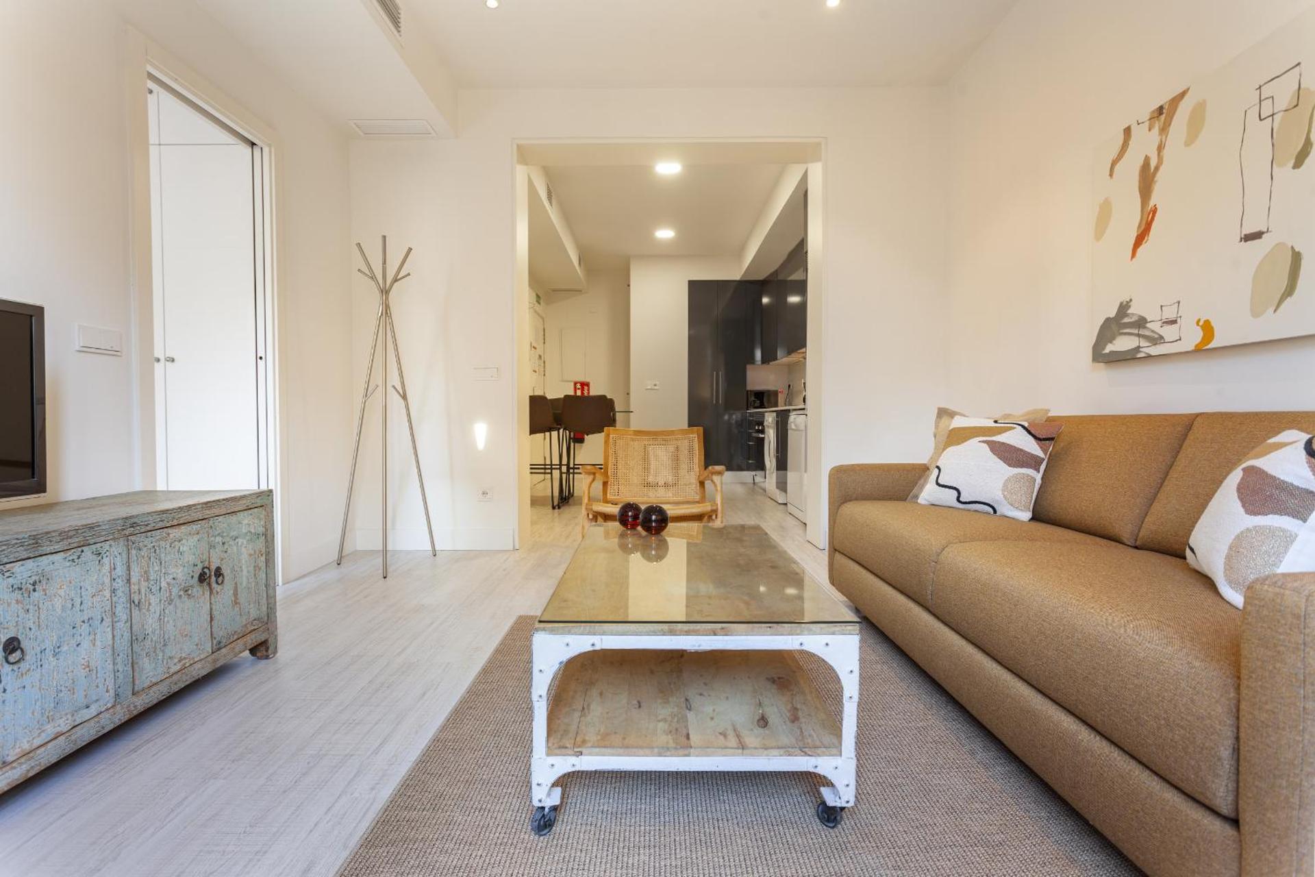 Communal lounge/ TV room