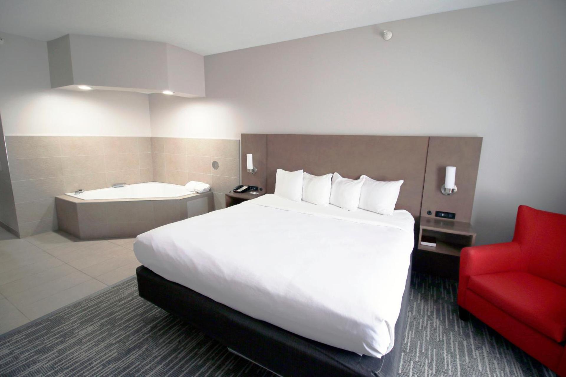 Country Inn & Suites by Radisson, Council Bluffs, IA