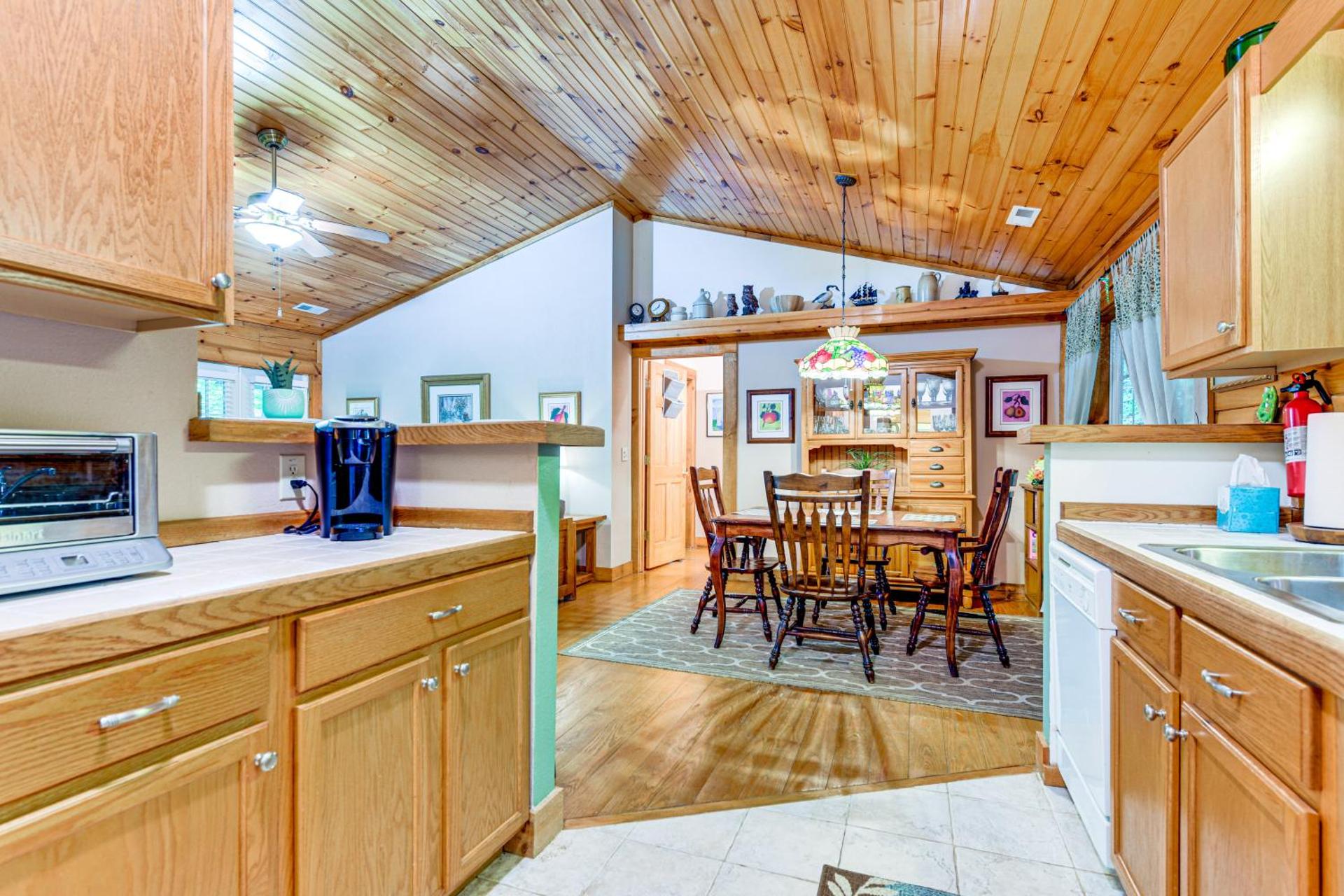 Serene Maggie Valley Retreat with Deck and Hot Tub!