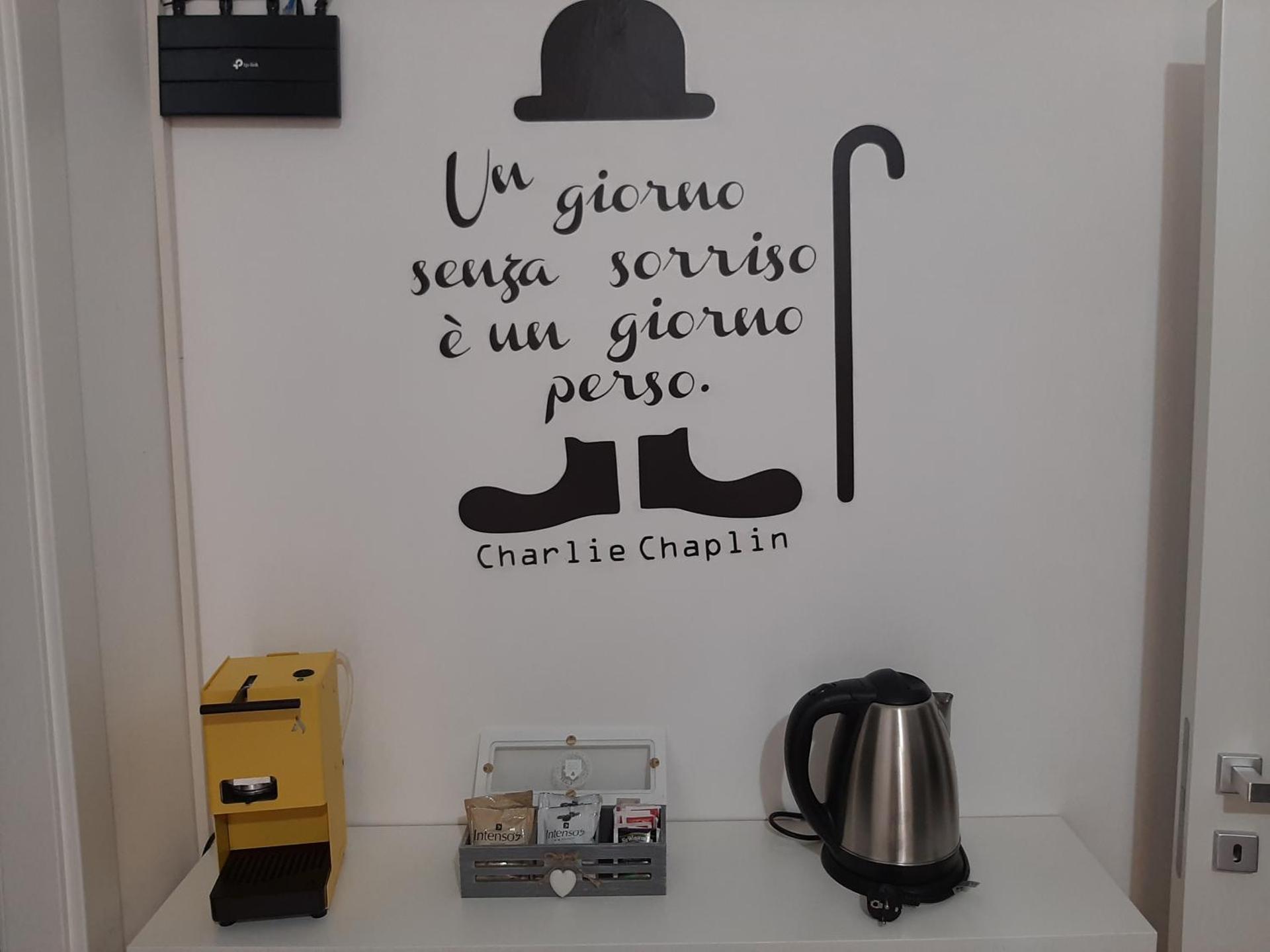 Coffee/tea facilities