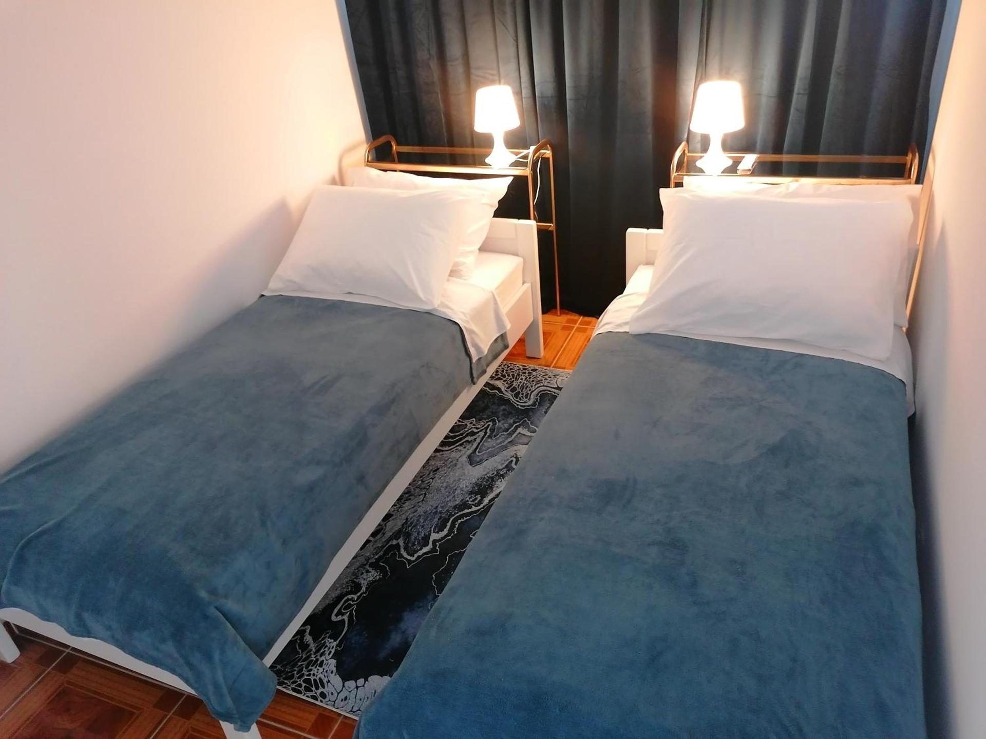 TRI KRALJA - THREE KINGS Apartments in the center with private parking