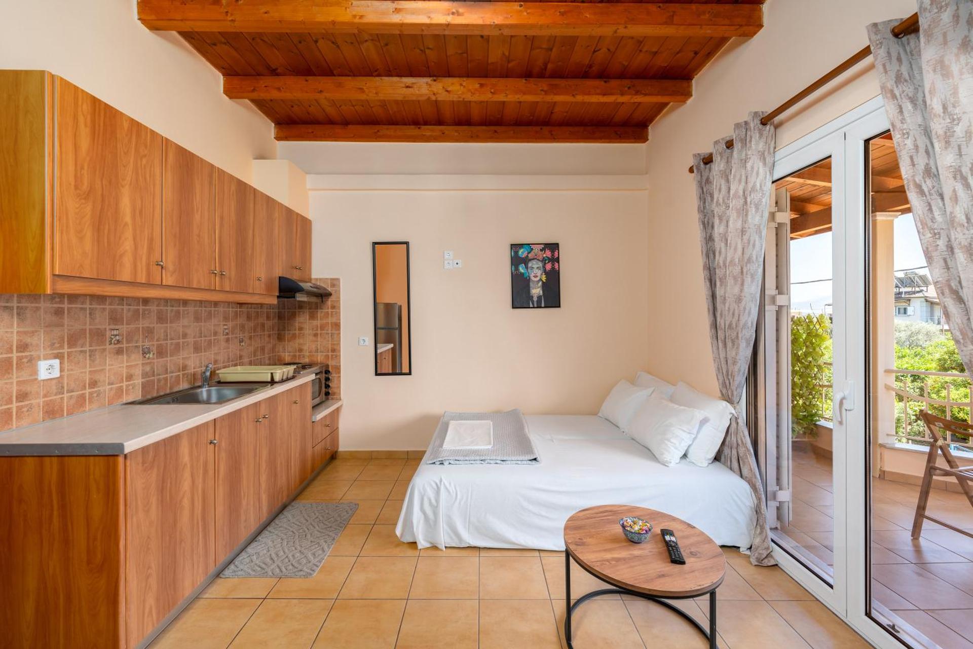 Eagle's Nest City Apartments