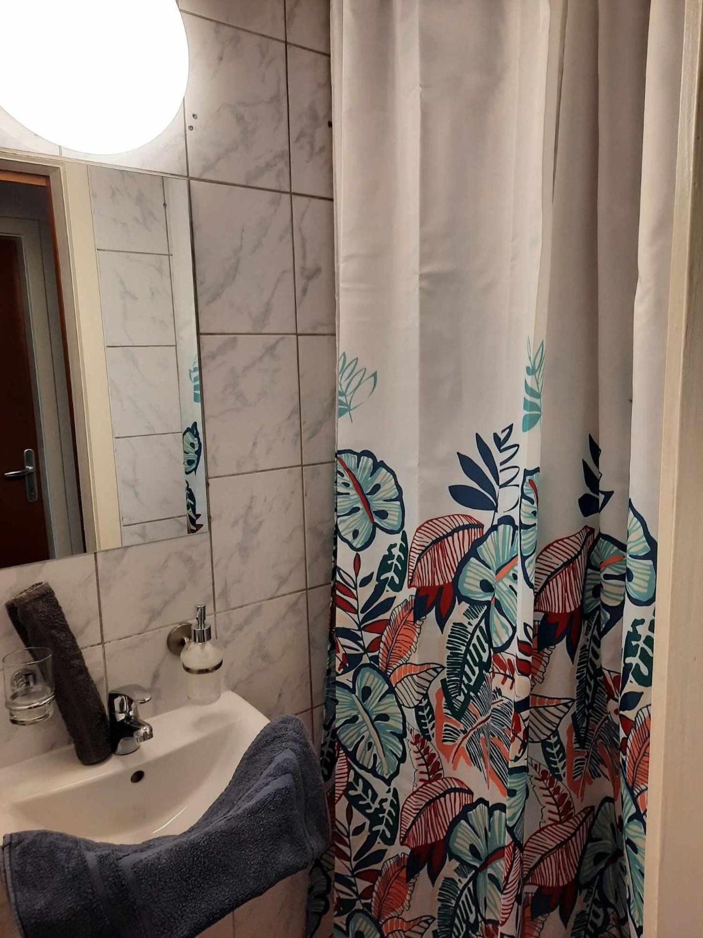 Twin Room with Private Bathroom