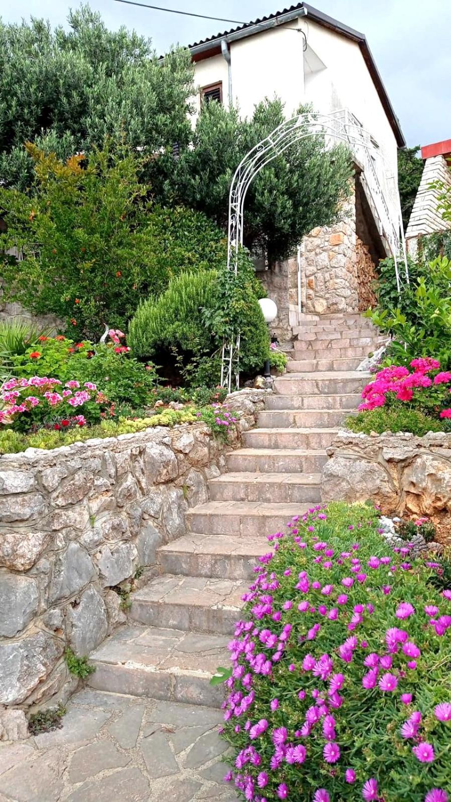 Apartments Happy Day