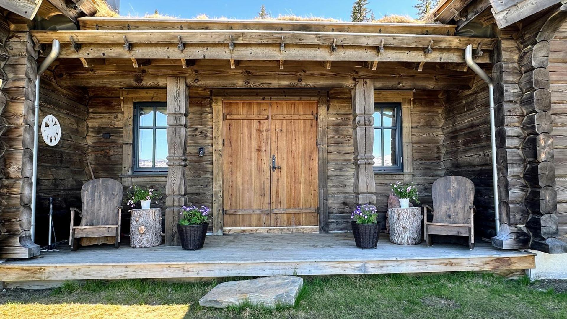 Liaplassen Timber Lodge