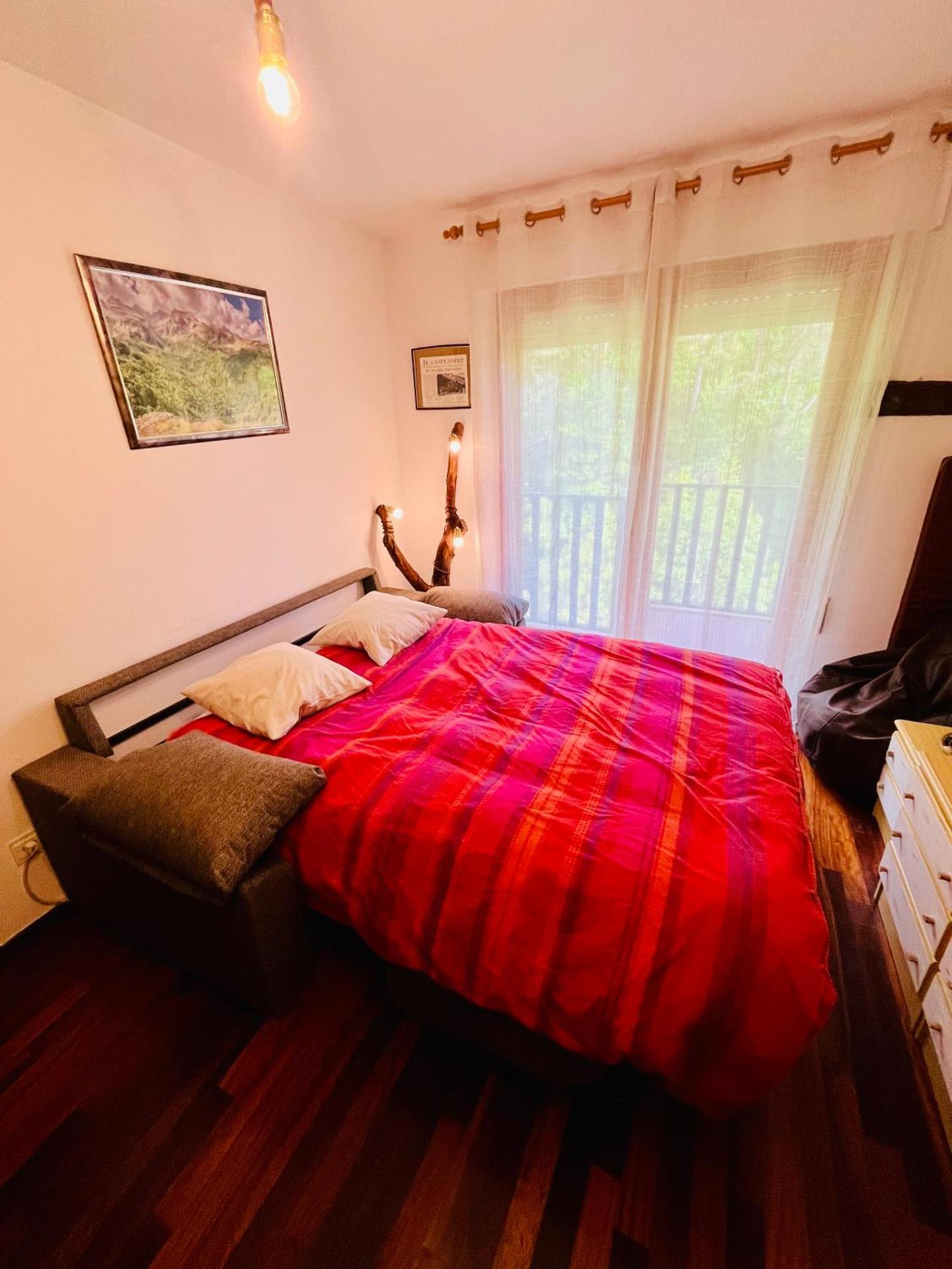 El refugio de la ardilla, apartamento Canfranc-estacion