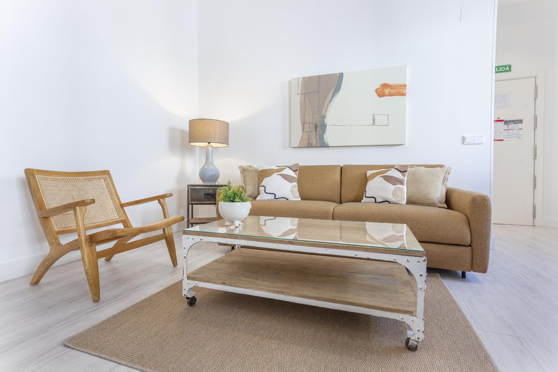 Communal lounge/ TV room