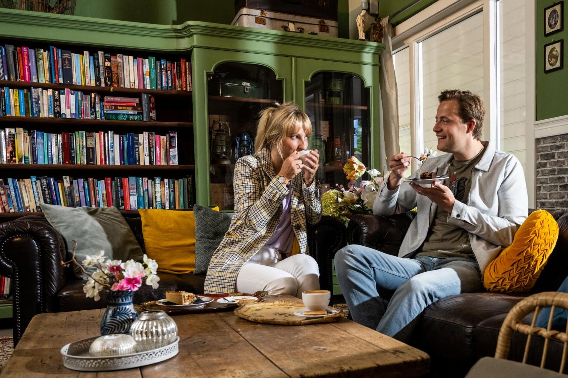 Coffee/tea facilities