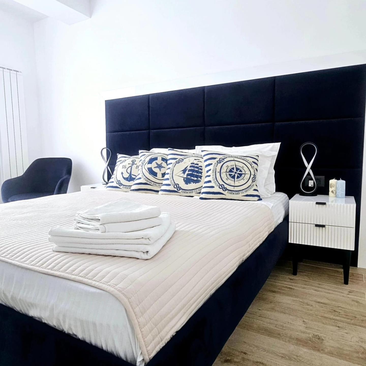 Summer Briva by Infinity