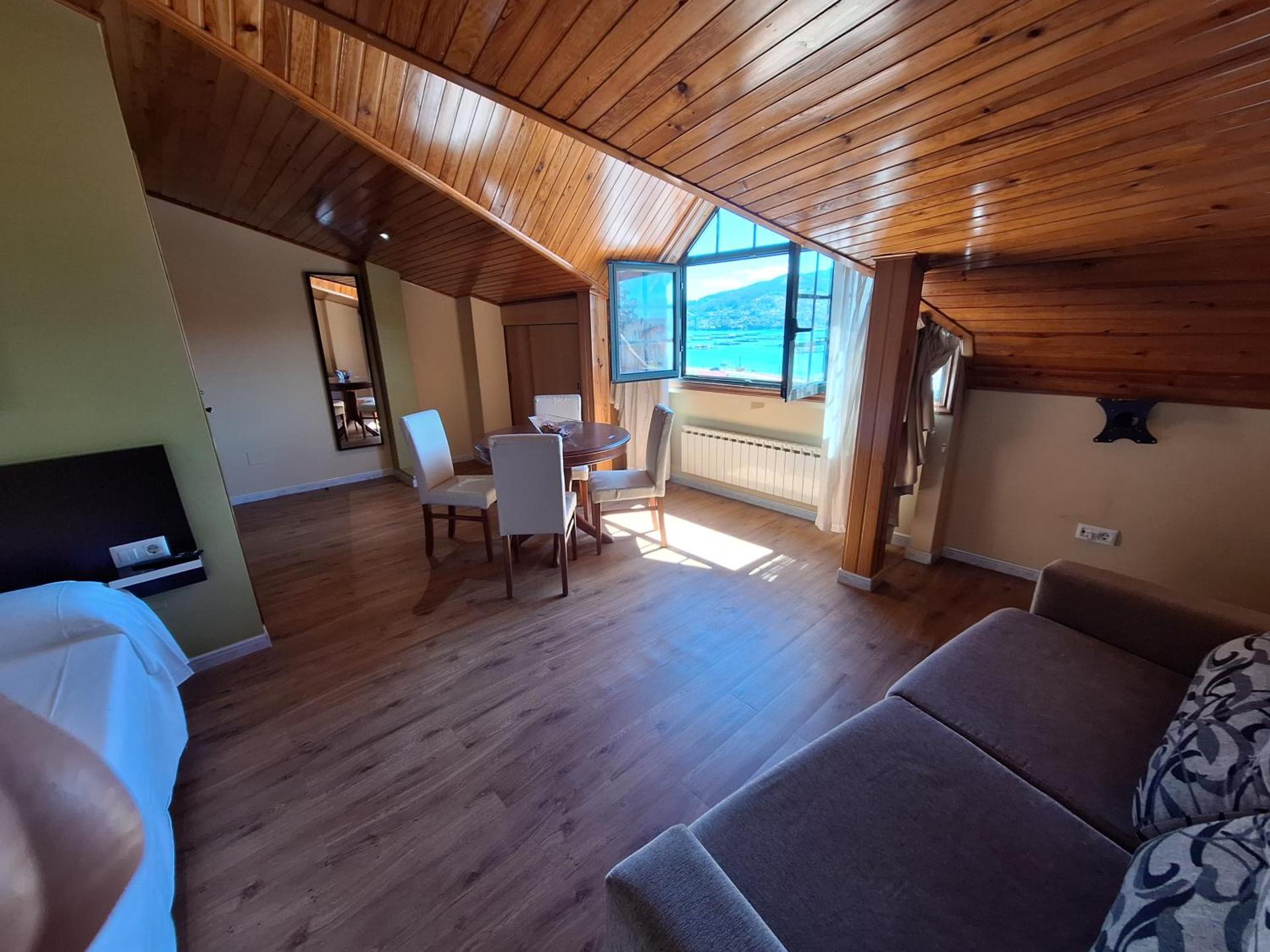 Family Room with Sea View