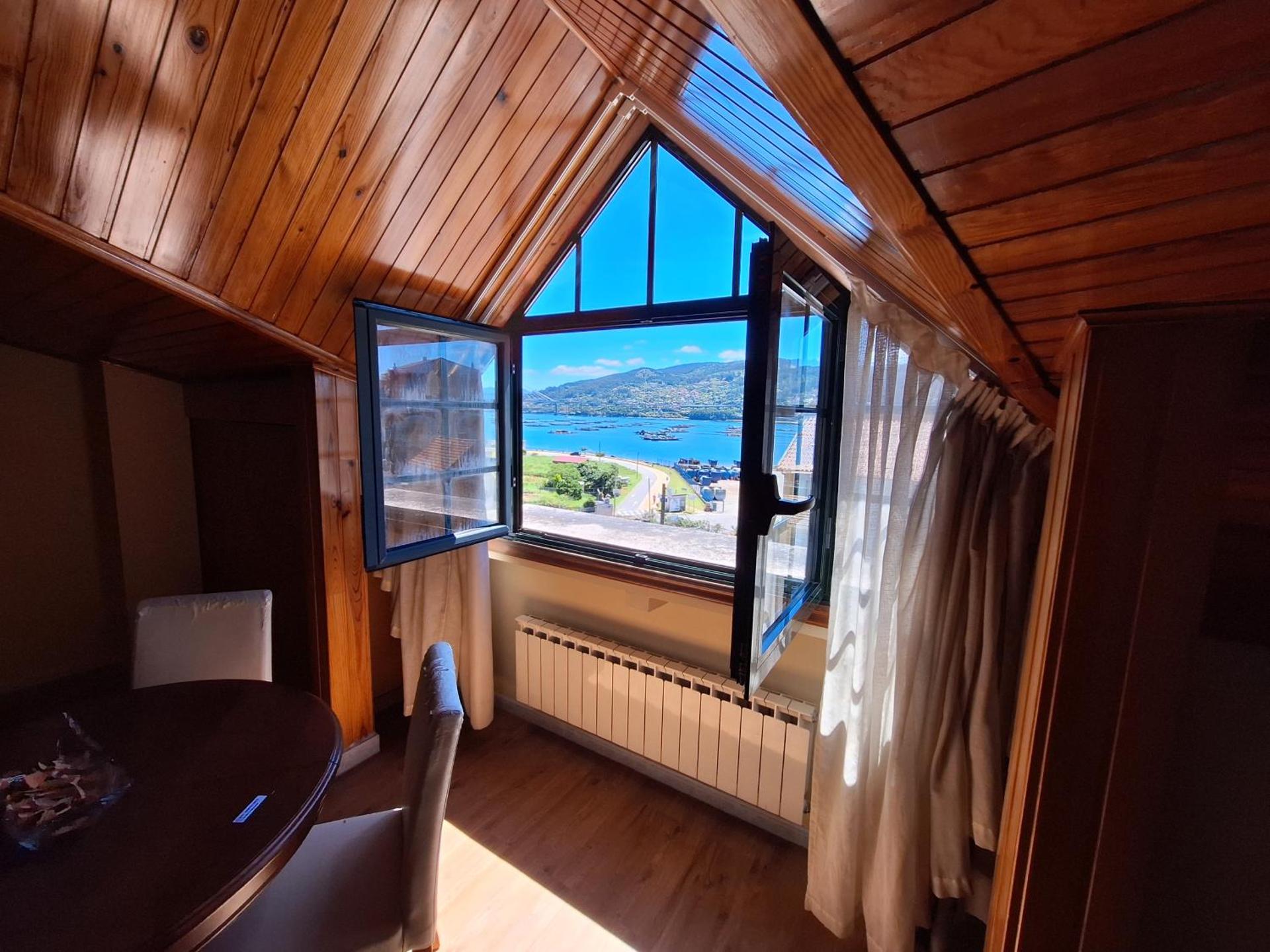 Family Room with Sea View