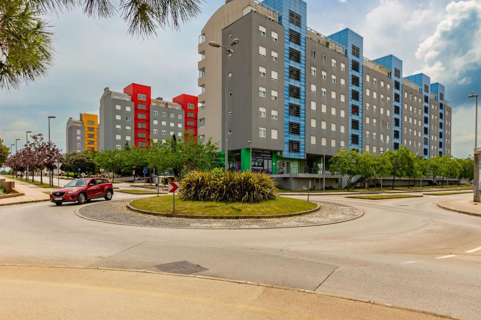 Amarena Studio with free private parking