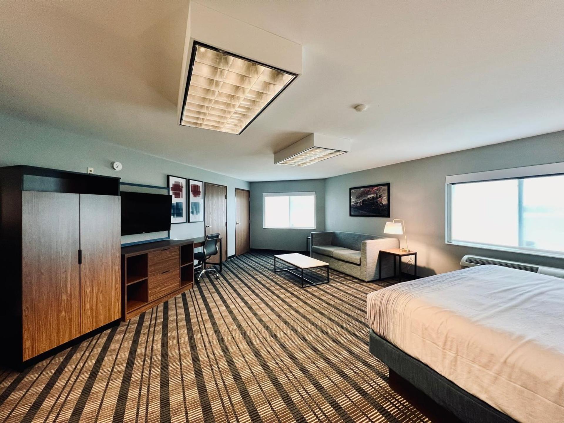 King Room - Mobility Access/Non-Smoking