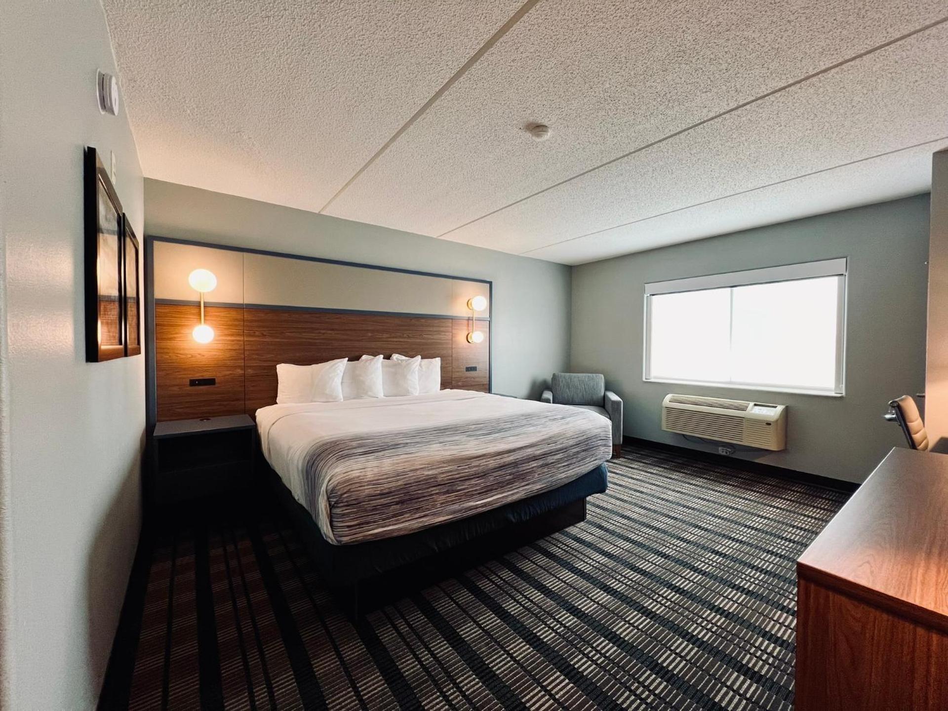 King Room - Non-Smoking