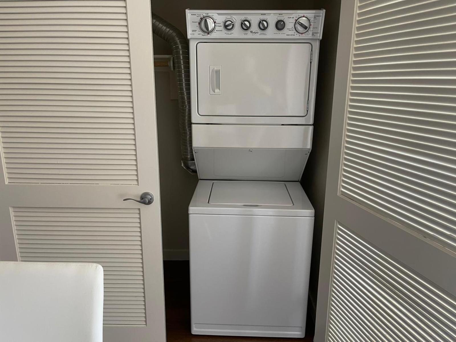 Luxury 2 Bedroom 2 Bathroom With Fitness Center and Pool