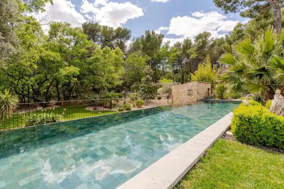 L'Autre Perle, balnéo en supplément, le Clos des Perles