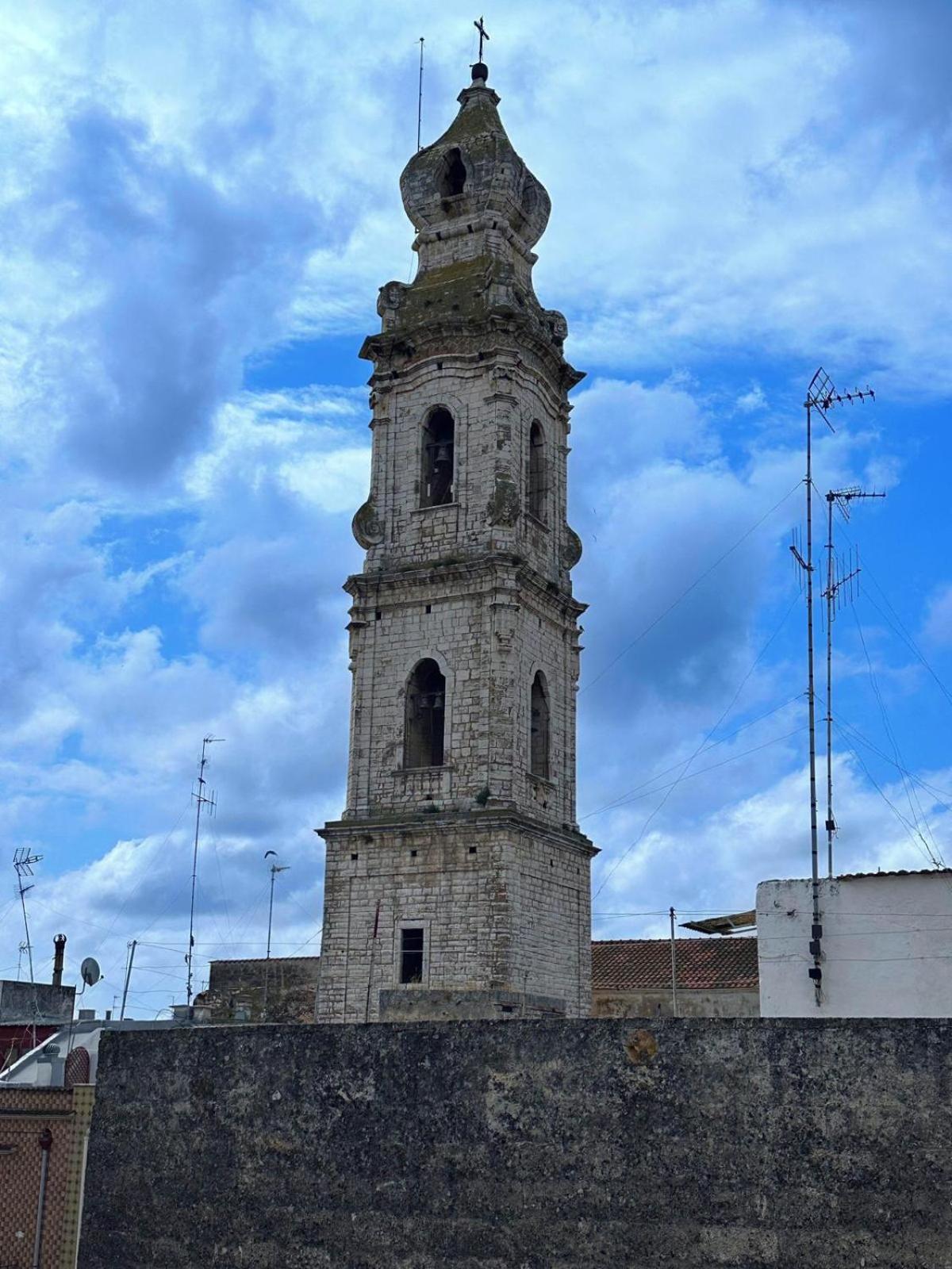 HOME SWEET HOME Antonella