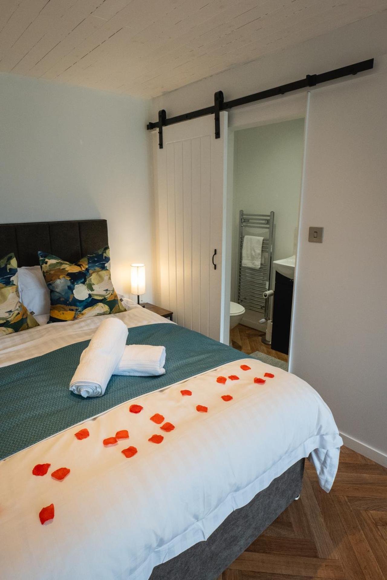 OAKWOOD GLAMPING Mourne Mountains