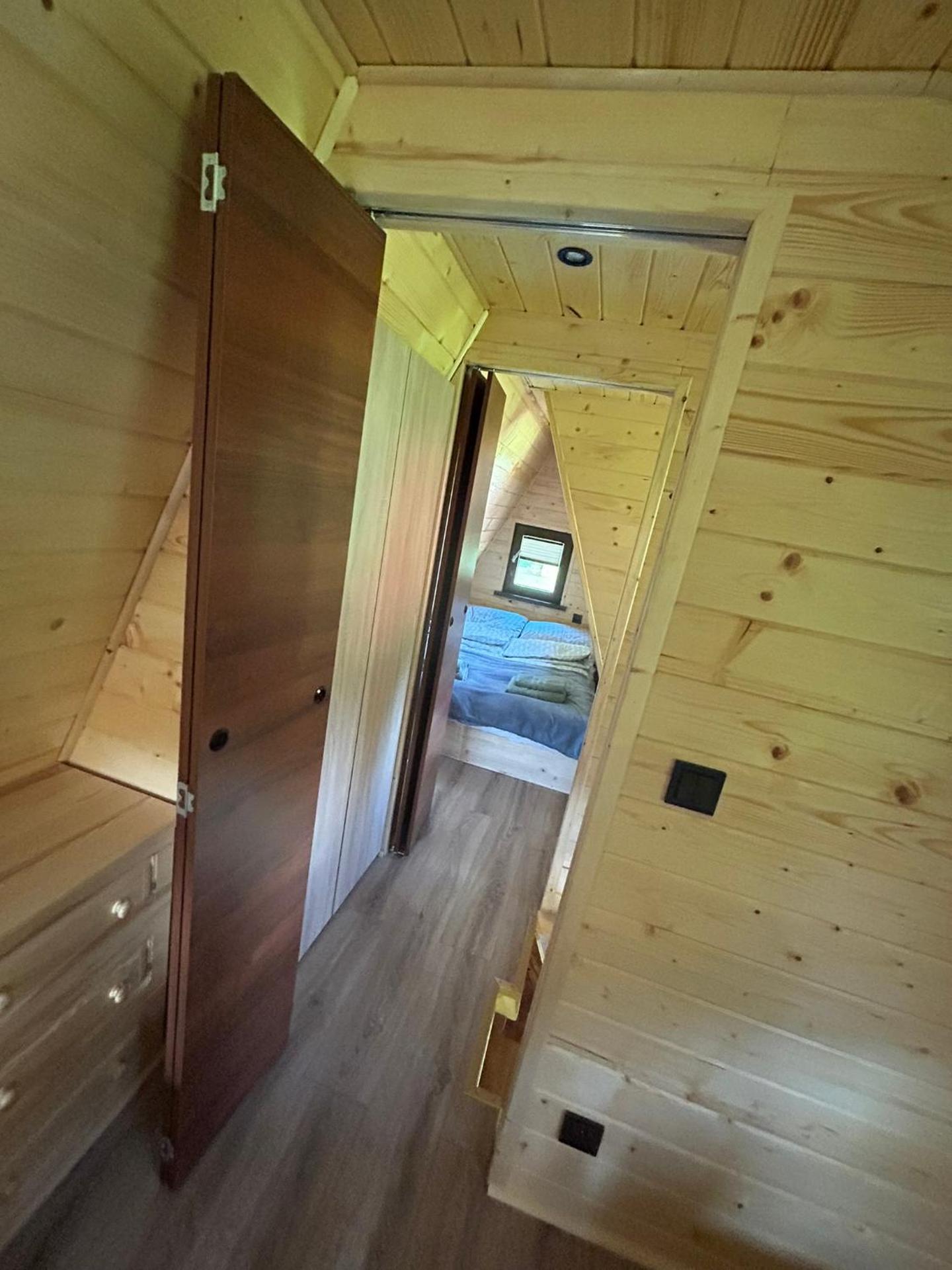 Chata nad Popradem, Rytro