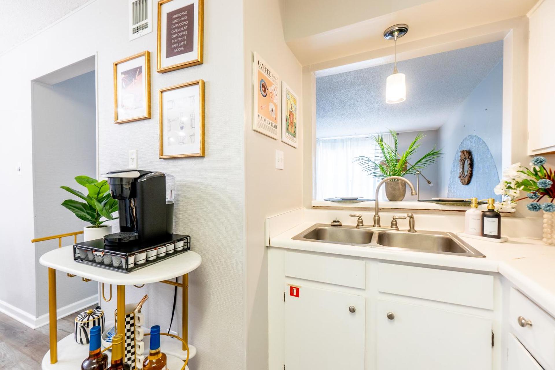 Coffee/tea facilities