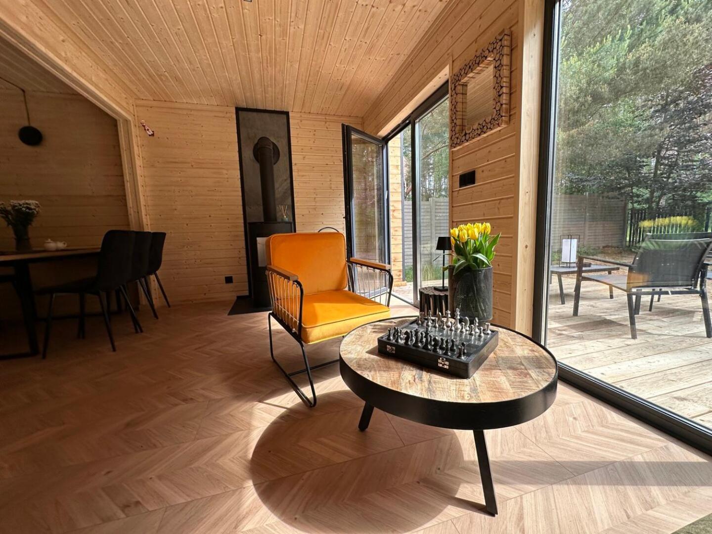 DOMKI Leśna Cisza jezioro Powidzkie dla 18 osób - 5D Apartments