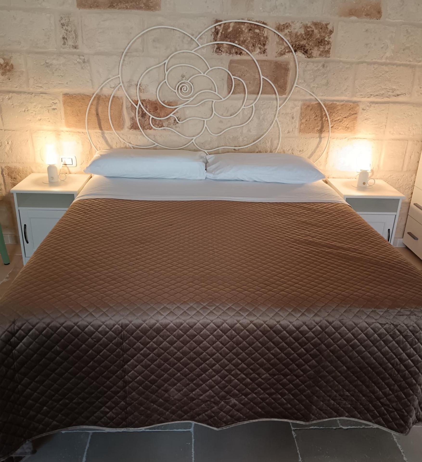 Perlage luxury room and wine