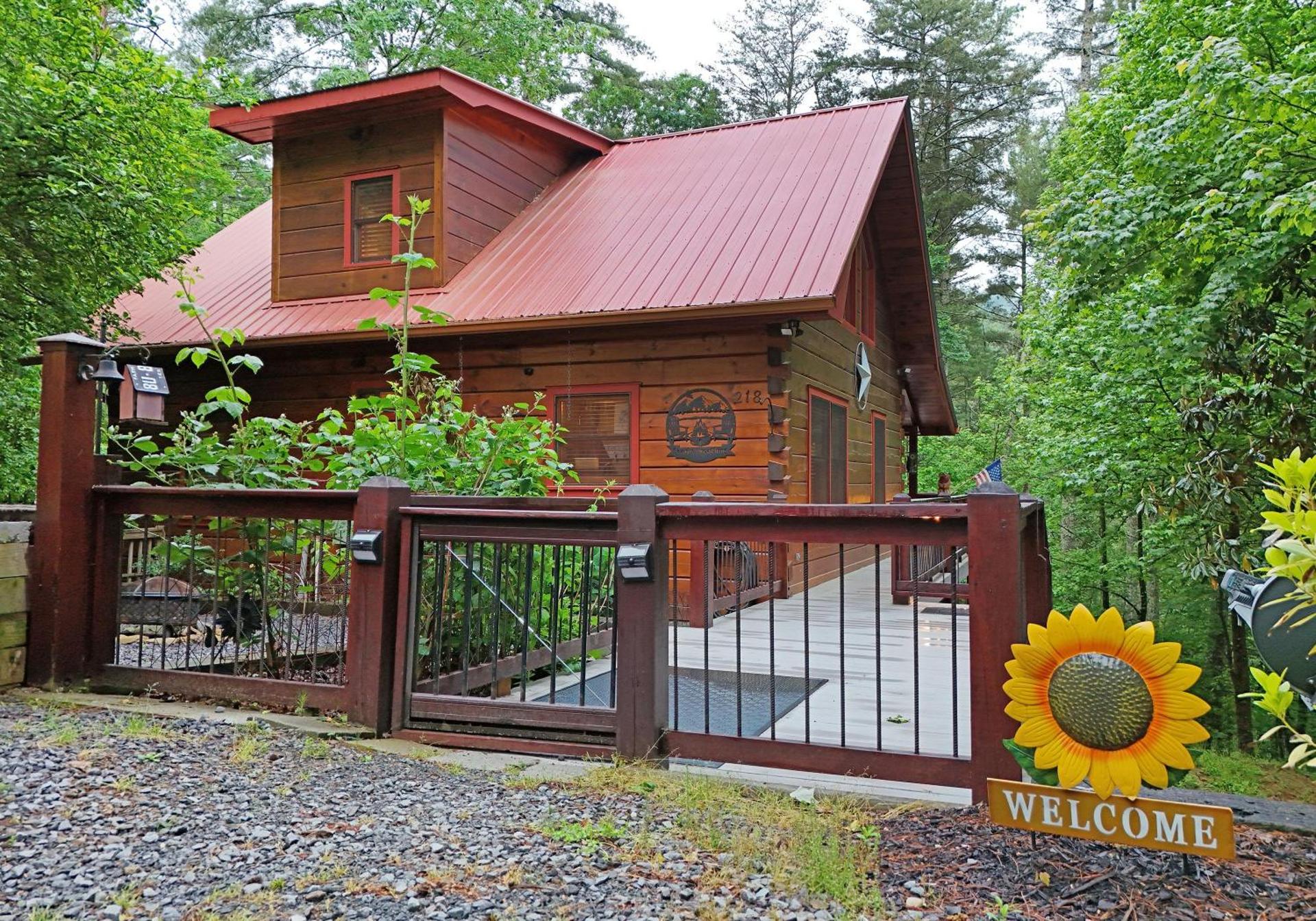 Elegant Escape-Cherry Log GA