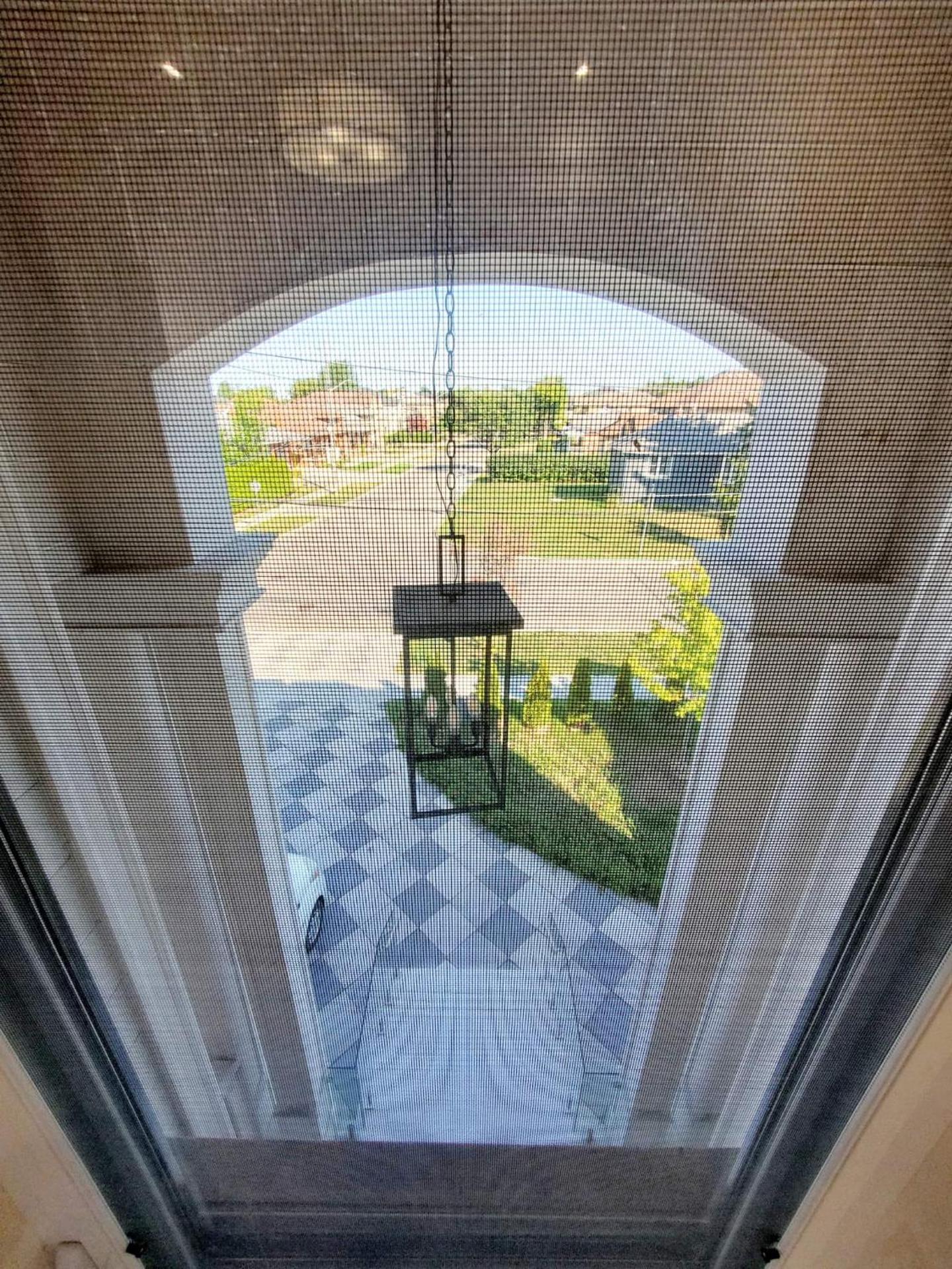 Comfortable Room in Toronto next to Yorkdale mall