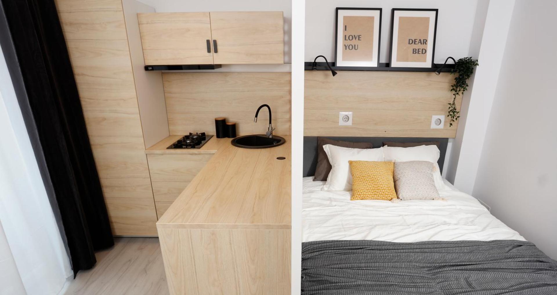 Kitchen or kitchenette