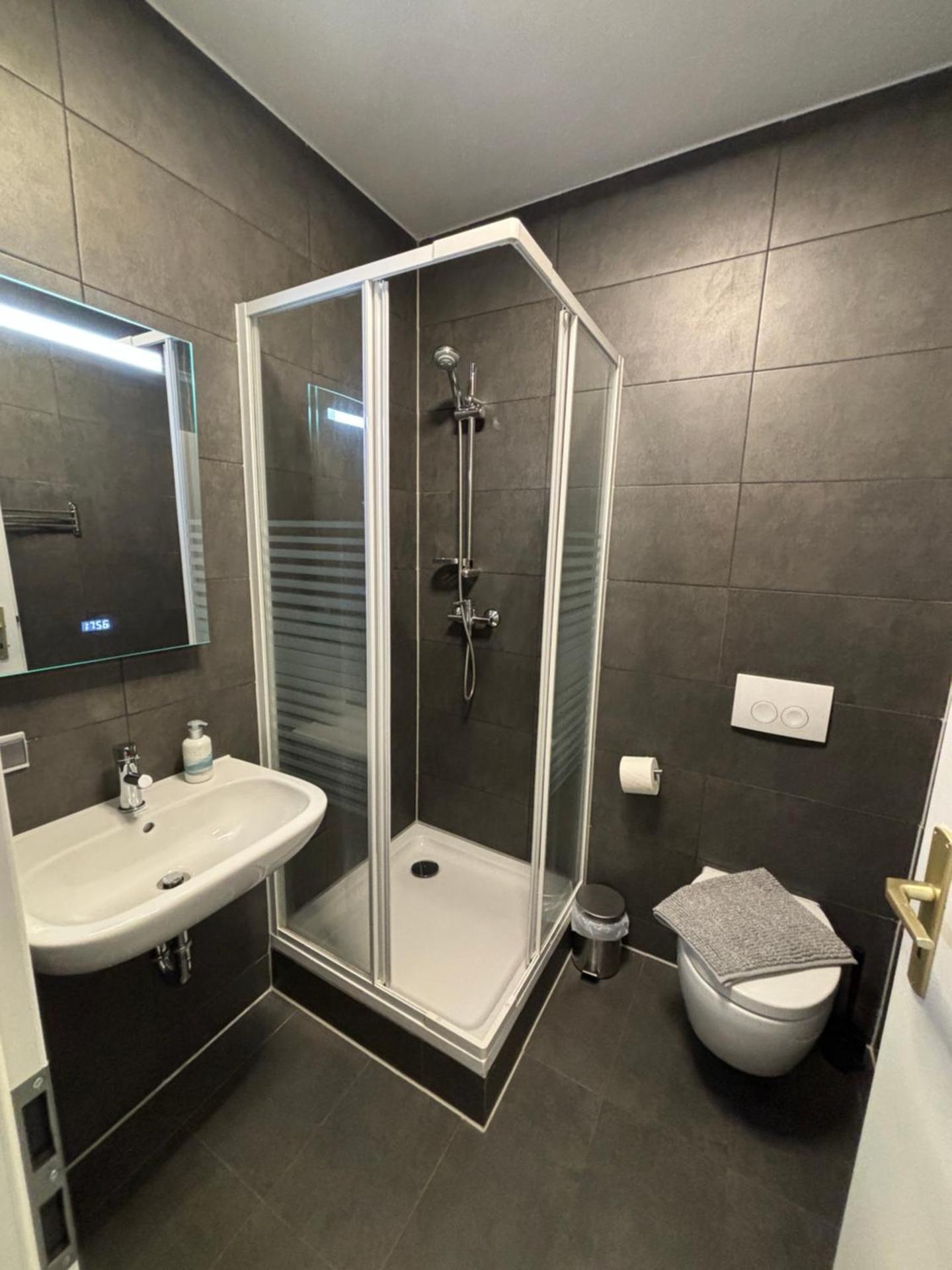 Harmony - 4 Schlafzimmer 2 Bäder Ganzes Apartement