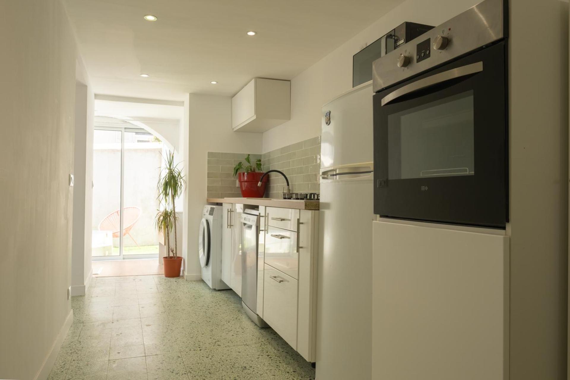 Kitchen or kitchenette