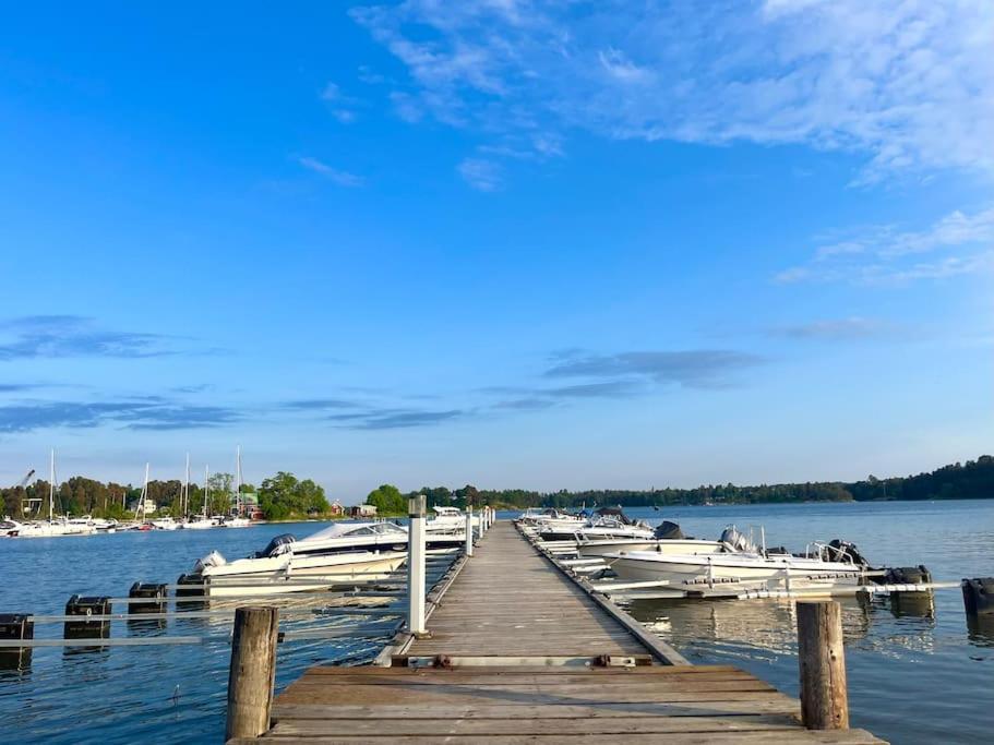 Mysigt sommarhus med havsutsikt och bastu