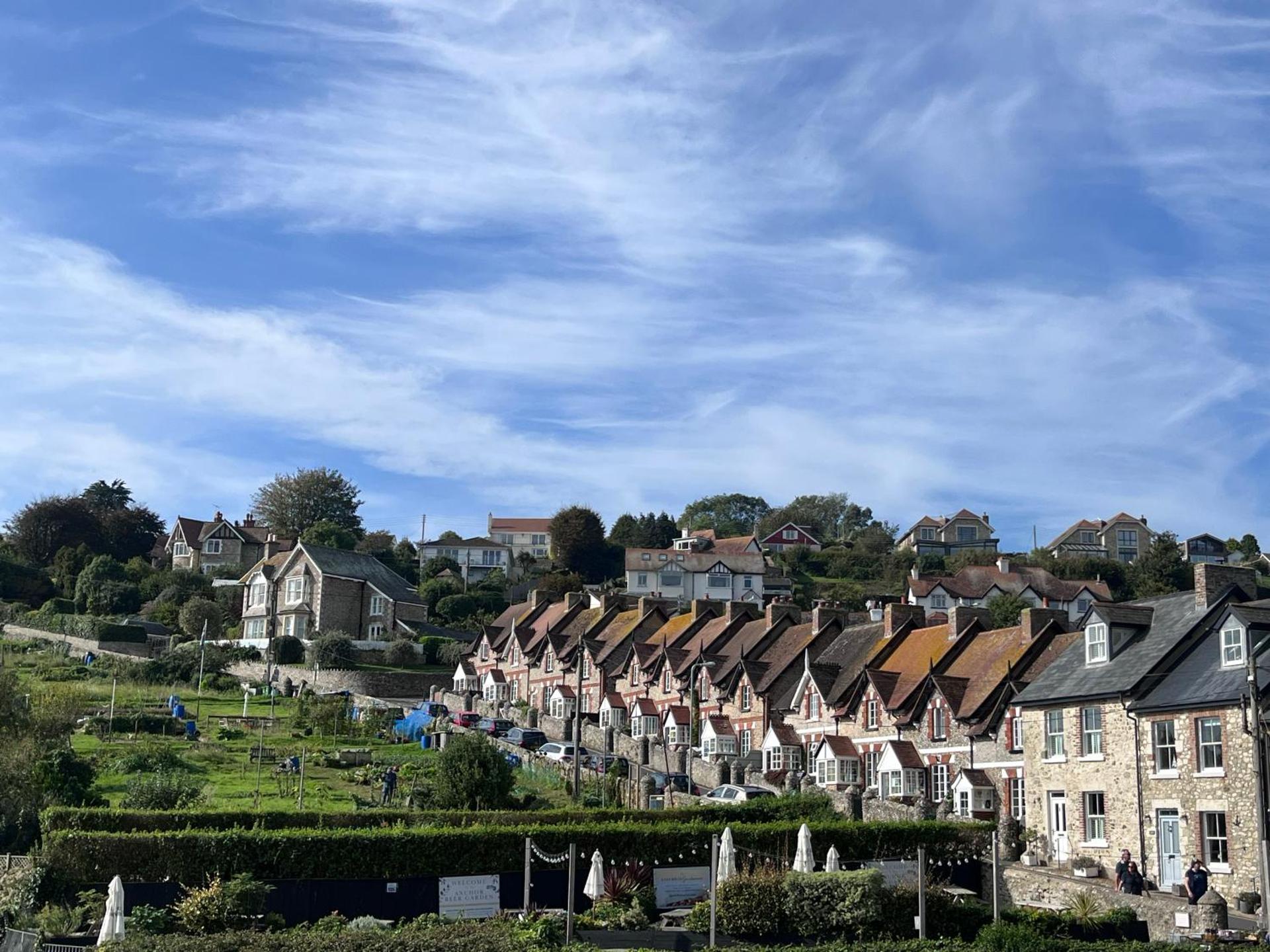 Escape Pod in Devon, 5 mins from beach + parking