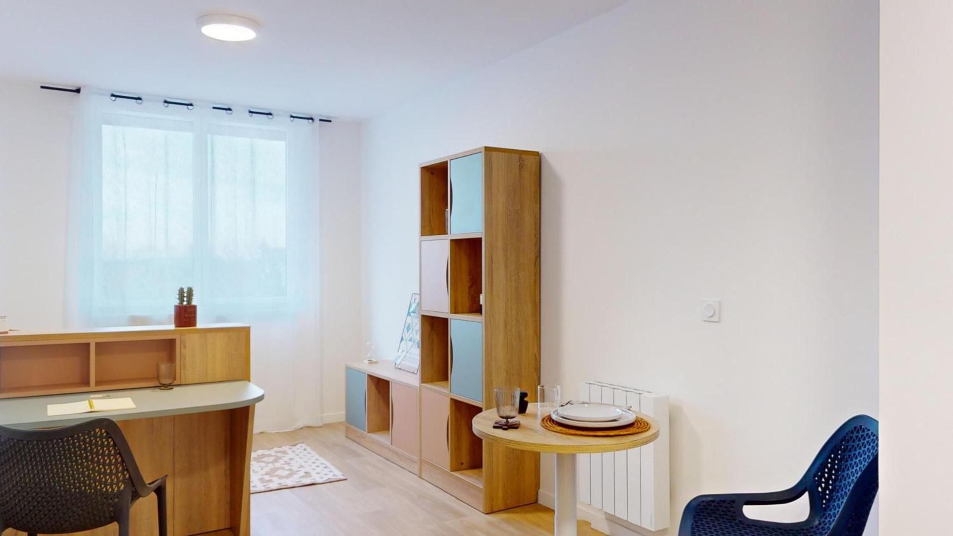 Photo of the whole room