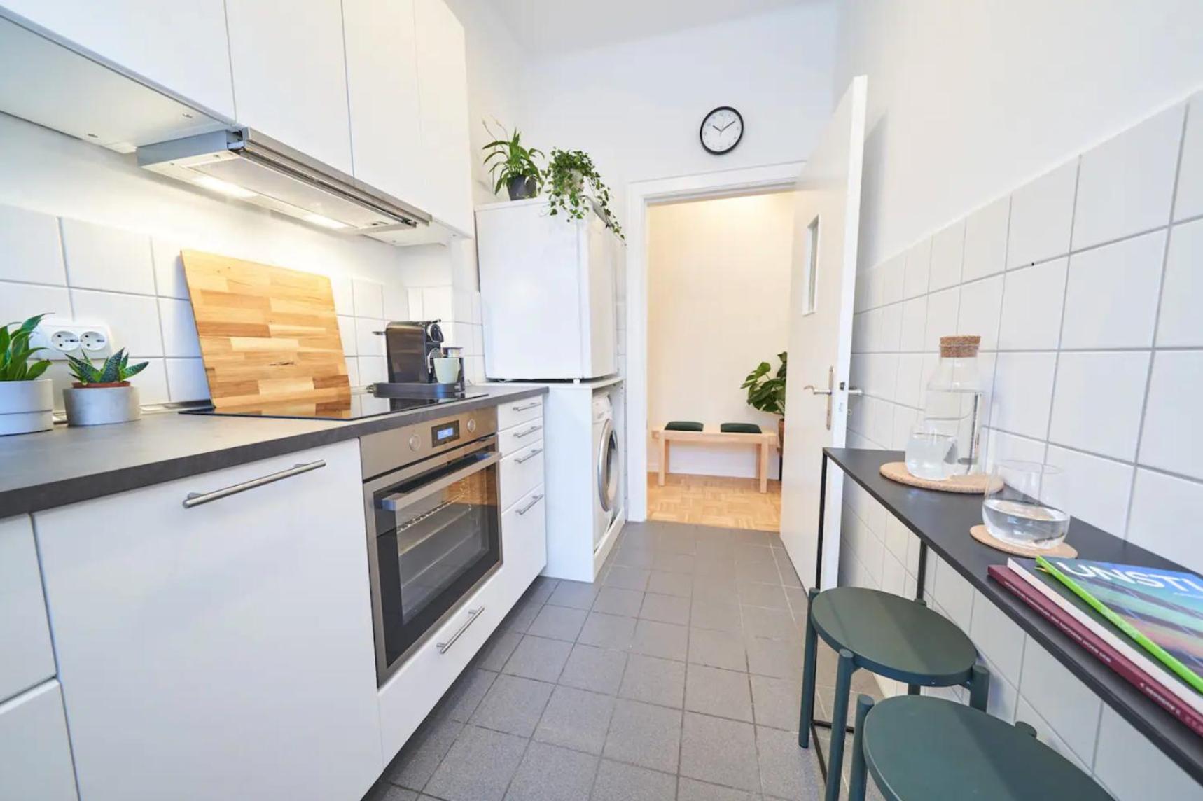 Live in the heart of Hamburg.