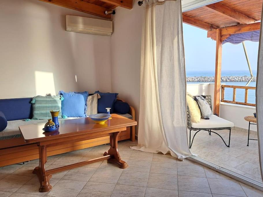 Moonstone Seafront Suite