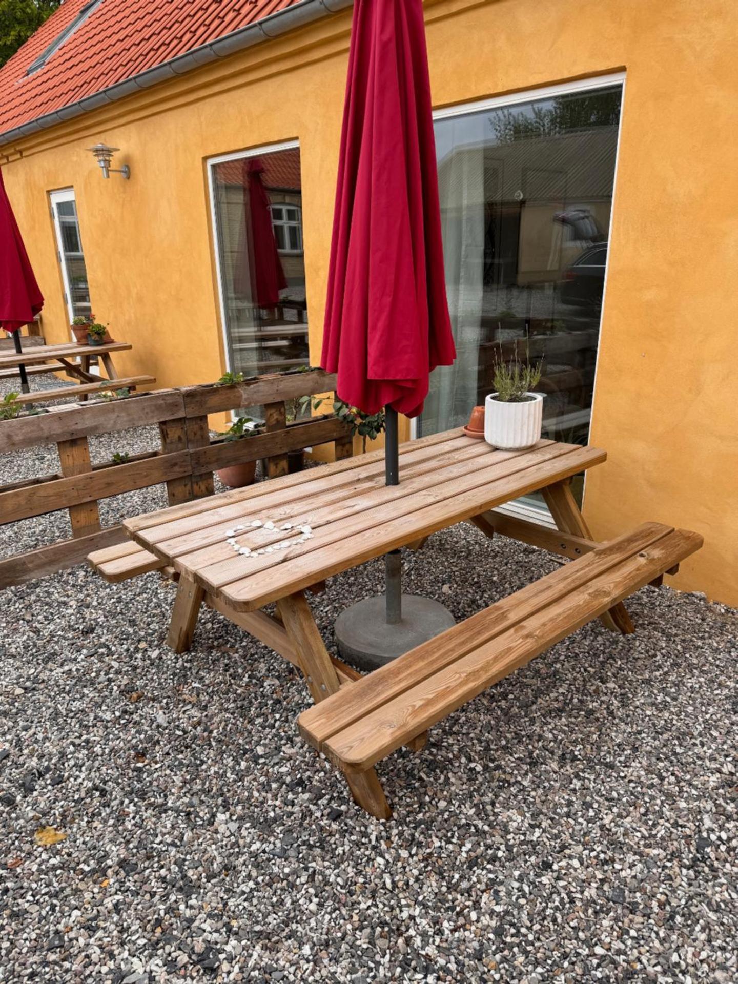 Inner courtyard view